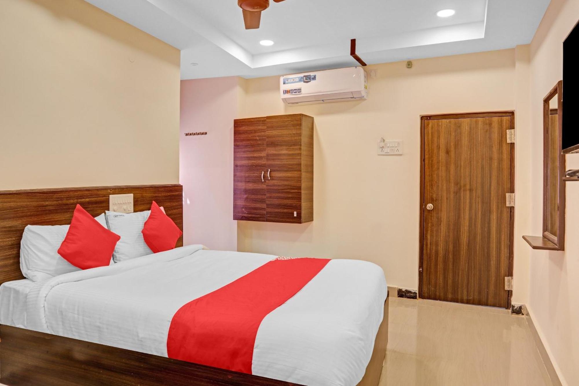 Super Hotel O Ramya Inn วารังกัล ภายนอก รูปภาพ